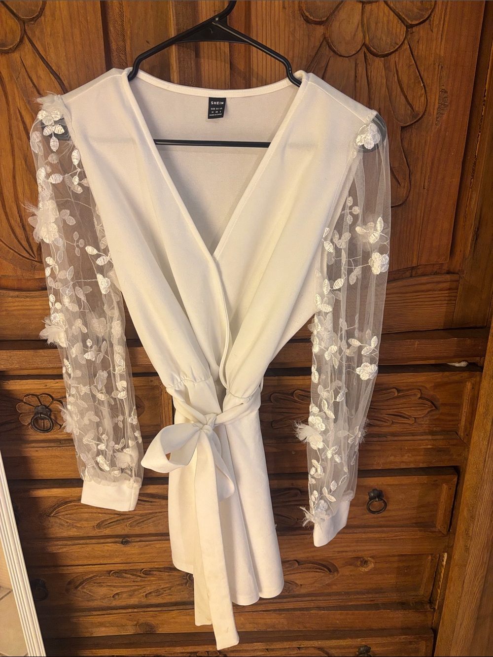 SHEIN White Floral Lace Sleeve Wrap Romper